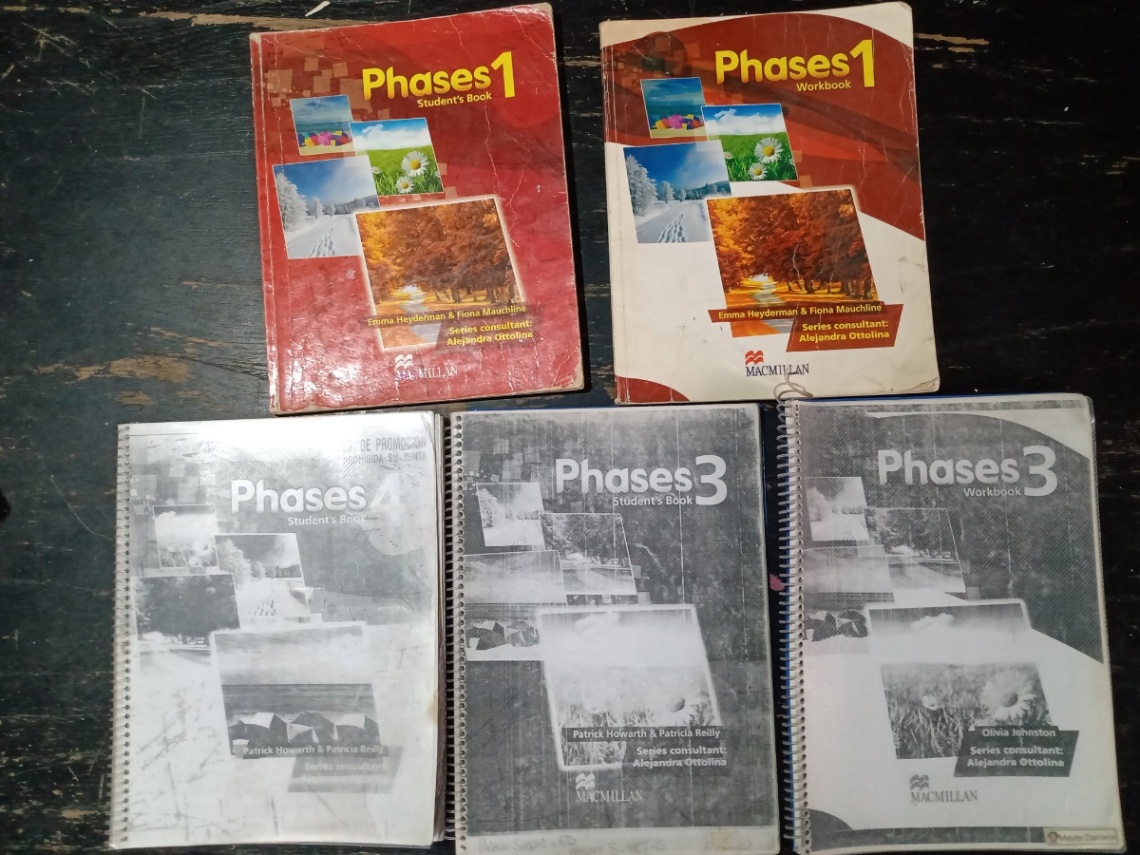 Libros, manuales, de primaria y de secundaria (hay tambien de ingles)
