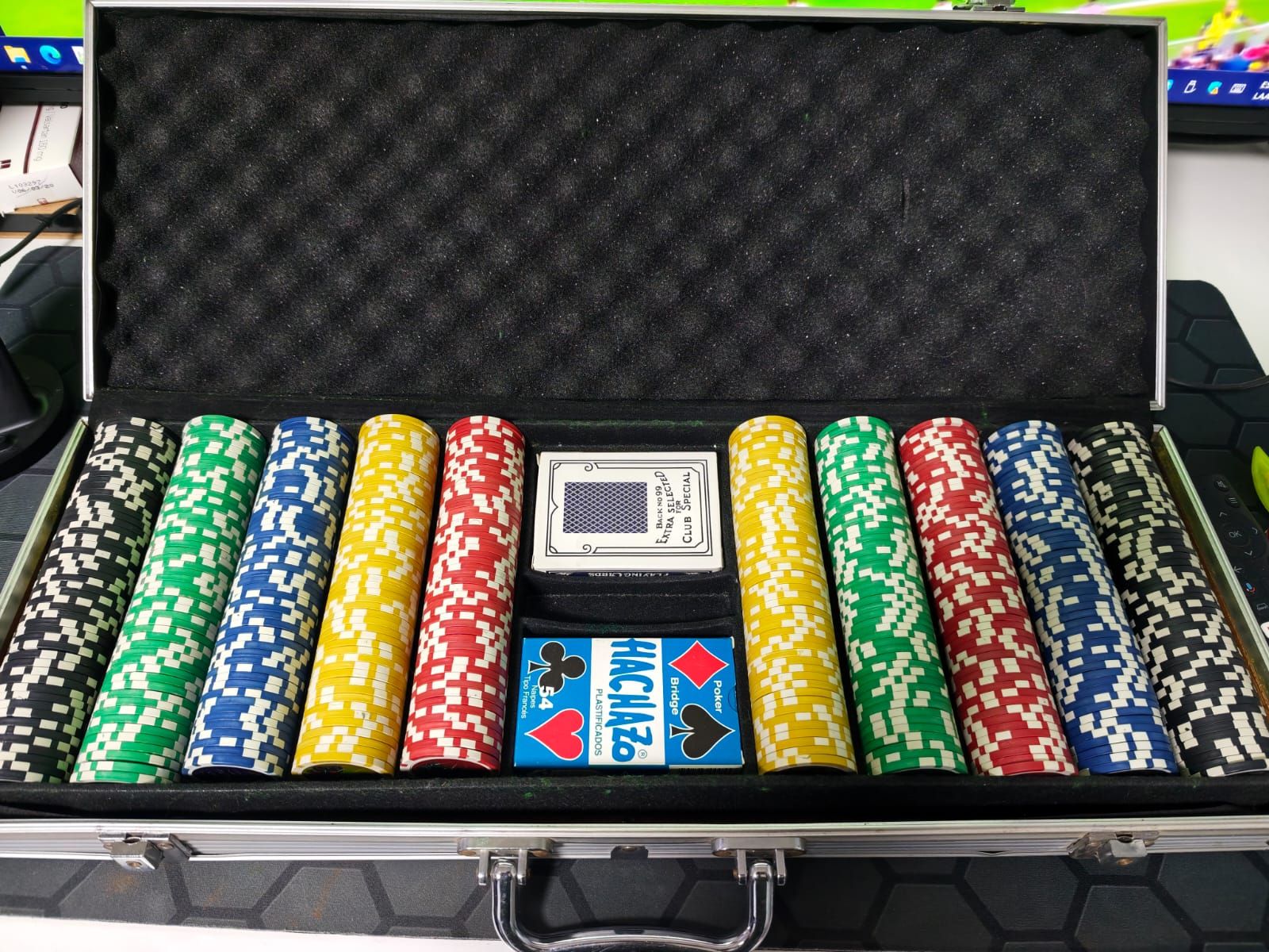 Juego Poker 500 Fichas 11gr $ Numeradas Malet Alum. C/cartas
