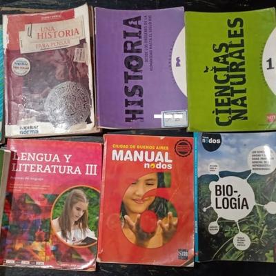 Libros, manuales, de primaria y de secundaria (hay tambien de ingles)