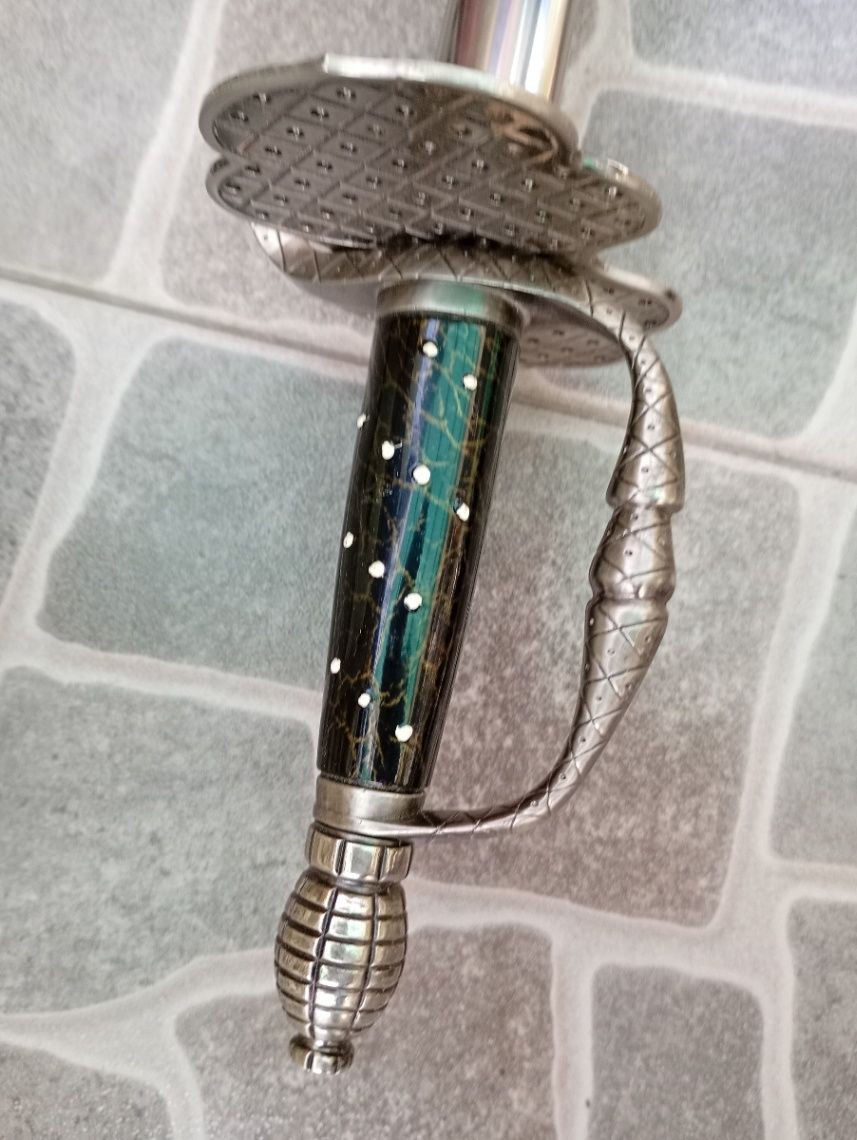 Espada tipo toledo..simil zorro