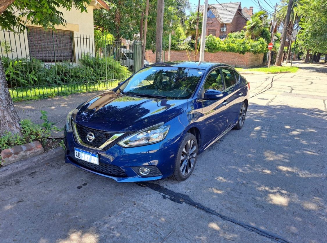 Nissan Sentra SR 2017