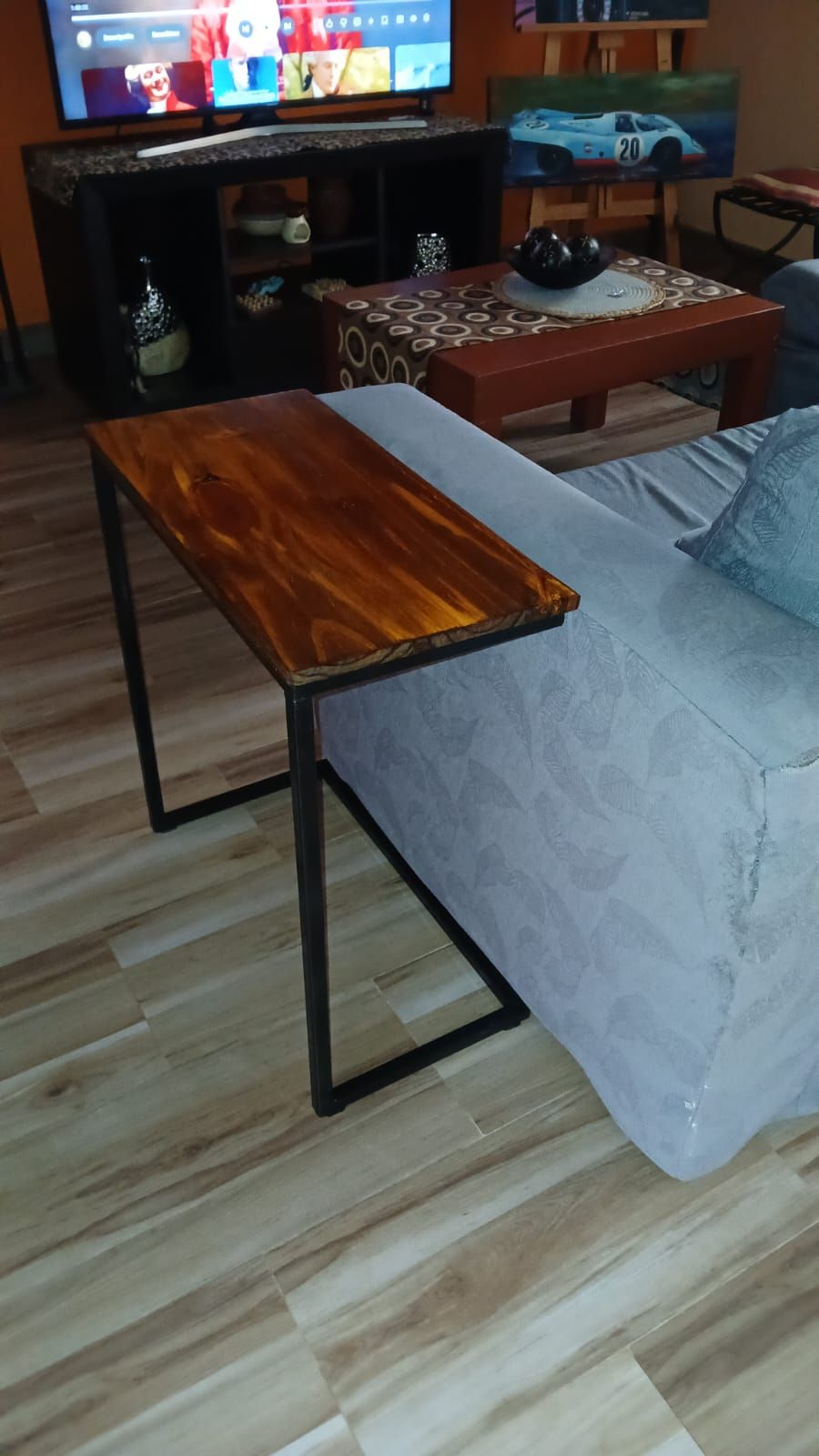 Mesa de arrime 